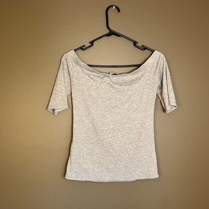 Grey Guess Off the shoulder Short sleeve Tee